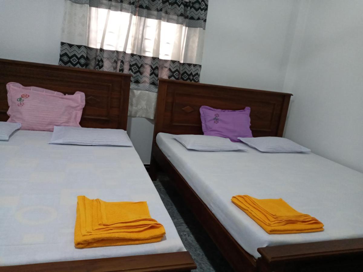 David Villa Anurâdhapura Extérieur photo